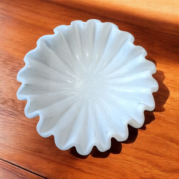 9 Inch Decorative White Marble Ribbed Wave Ruffle Fruit Bowl for Home Decor For a Housewarming Gift - Image 4