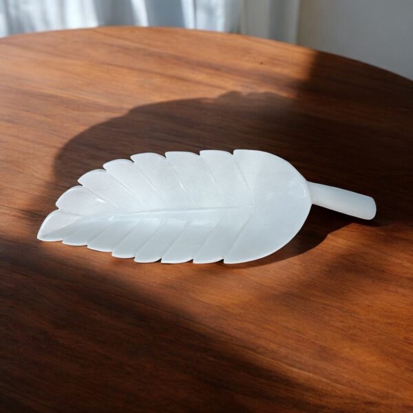 15 Inch Long Leaf Shape White Marble Nachos, Potato Chips and cookies Serving Bowl Fruit Bowl for Home and Office, Gift for Someone you Love - Image 3