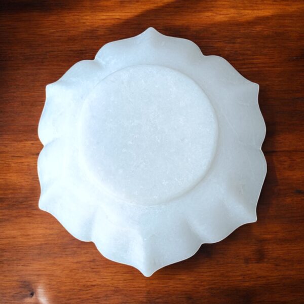 Decorative 6 Inch White Marble Ribbed Wave Ruffle Bowl Fruit Bowl for Home Decor For Housewarming Gift - Image 4