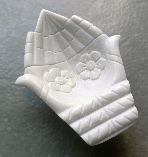 Joining Hands White Marble Decorative  Ruffle Wave Ribbed Fruit Bowl for Home, keeping small items, keys,  perfumes, toiletries or Jewellery - Image 4