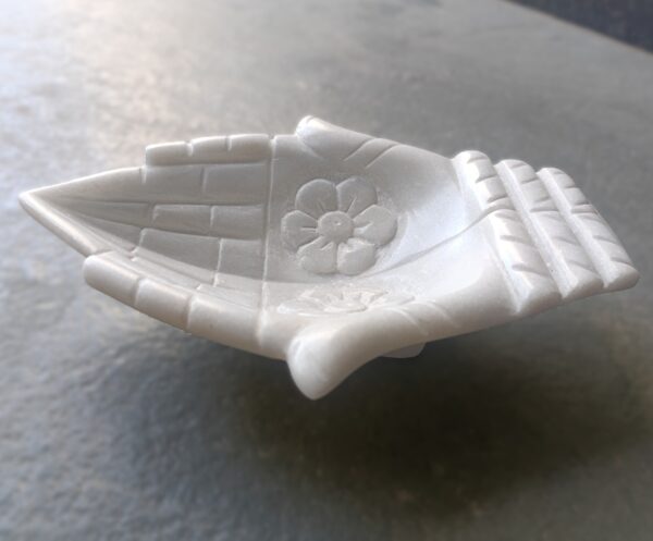 Joining Hands White Marble Decorative  Ruffle Wave Ribbed Fruit Bowl for Home, keeping small items, keys,  perfumes, toiletries or Jewellery - Image 2