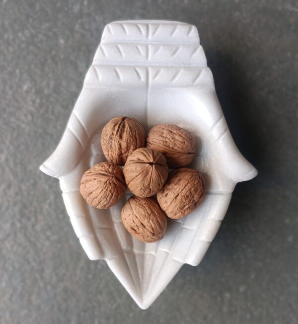 Joining Hands White Marble Decorative  Ruffle Wave Ribbed Fruit Bowl for Home, keeping small items, keys,  perfumes, toiletries or Jewellery