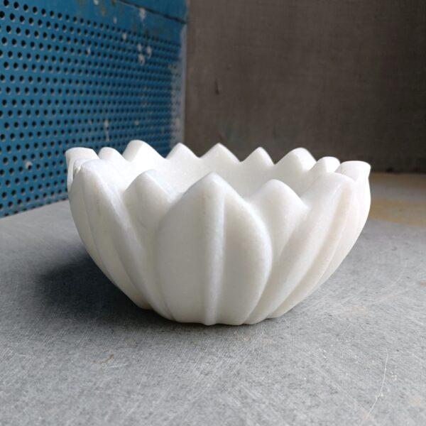6 Inch Decorative Lotus Shape White Marble Ribbed Wave Ruffle Bowl Fruit Bowl for Home Decor For Housewarming Gift - Image 3