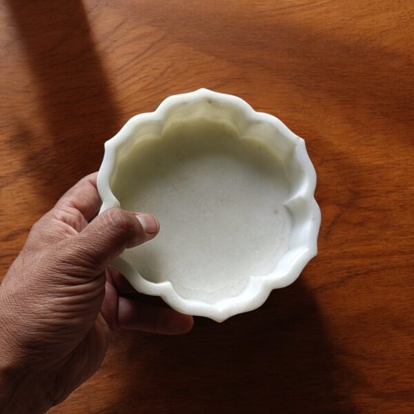6 Inch Decorative Floral Pattern White Marble Ribbed Wave Ruffle Bowl Fruit Bowl for Home & Office, Gift for Someone you Love