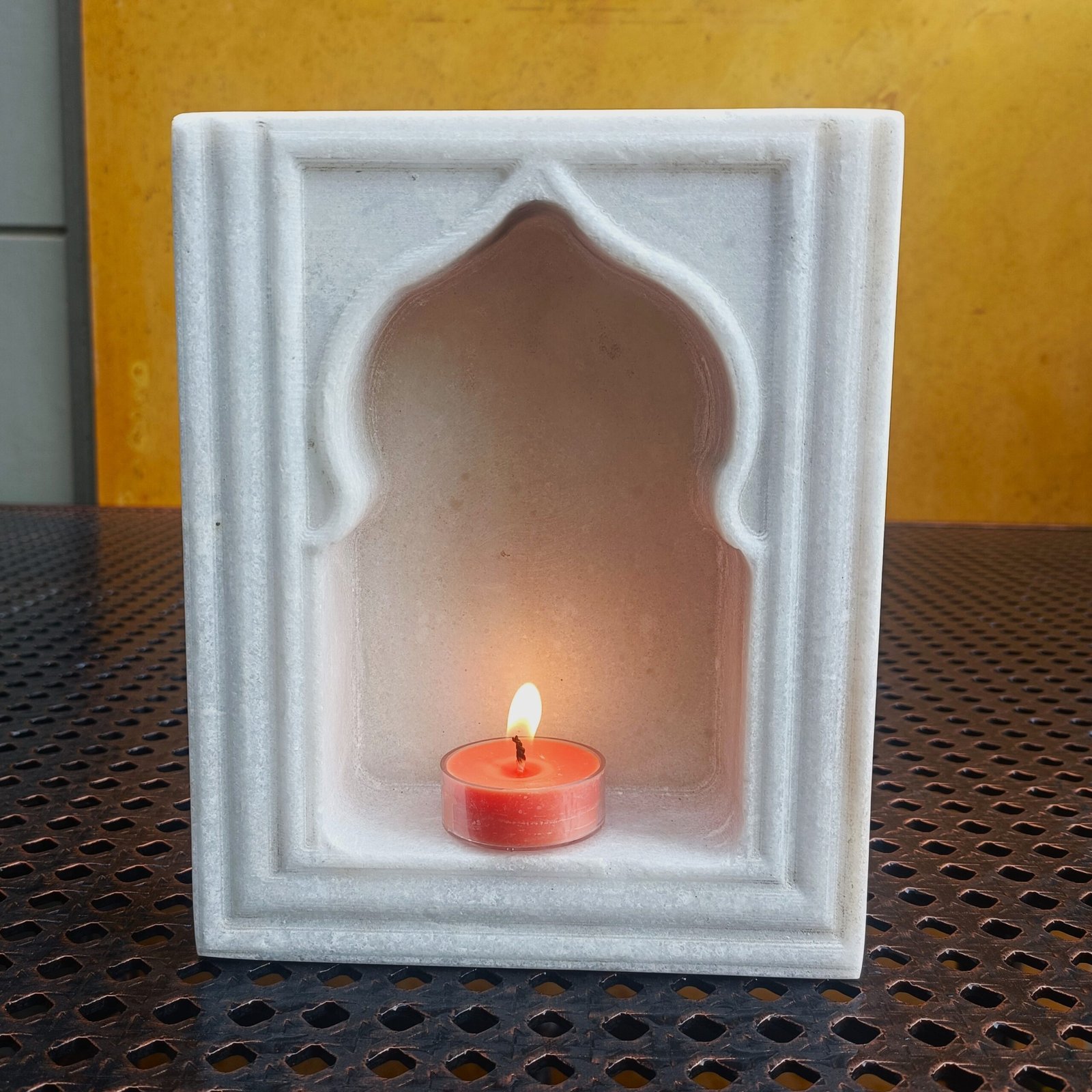 White Marble Shrine Candle Stand – 7.5 Inch Arched Niche
