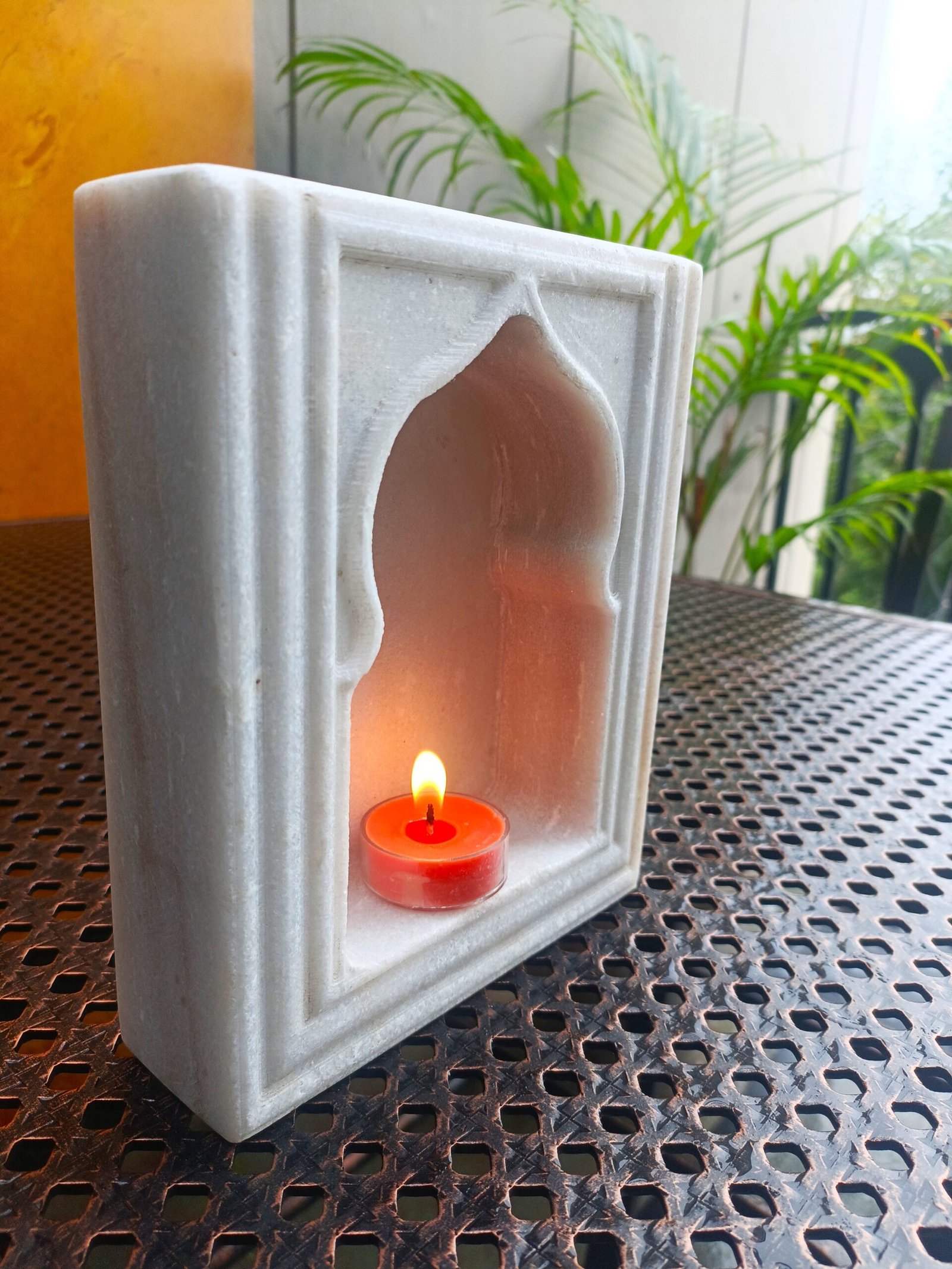 White Marble Shrine Candle Stand – 7.5 Inch Arched Niche - Image 2