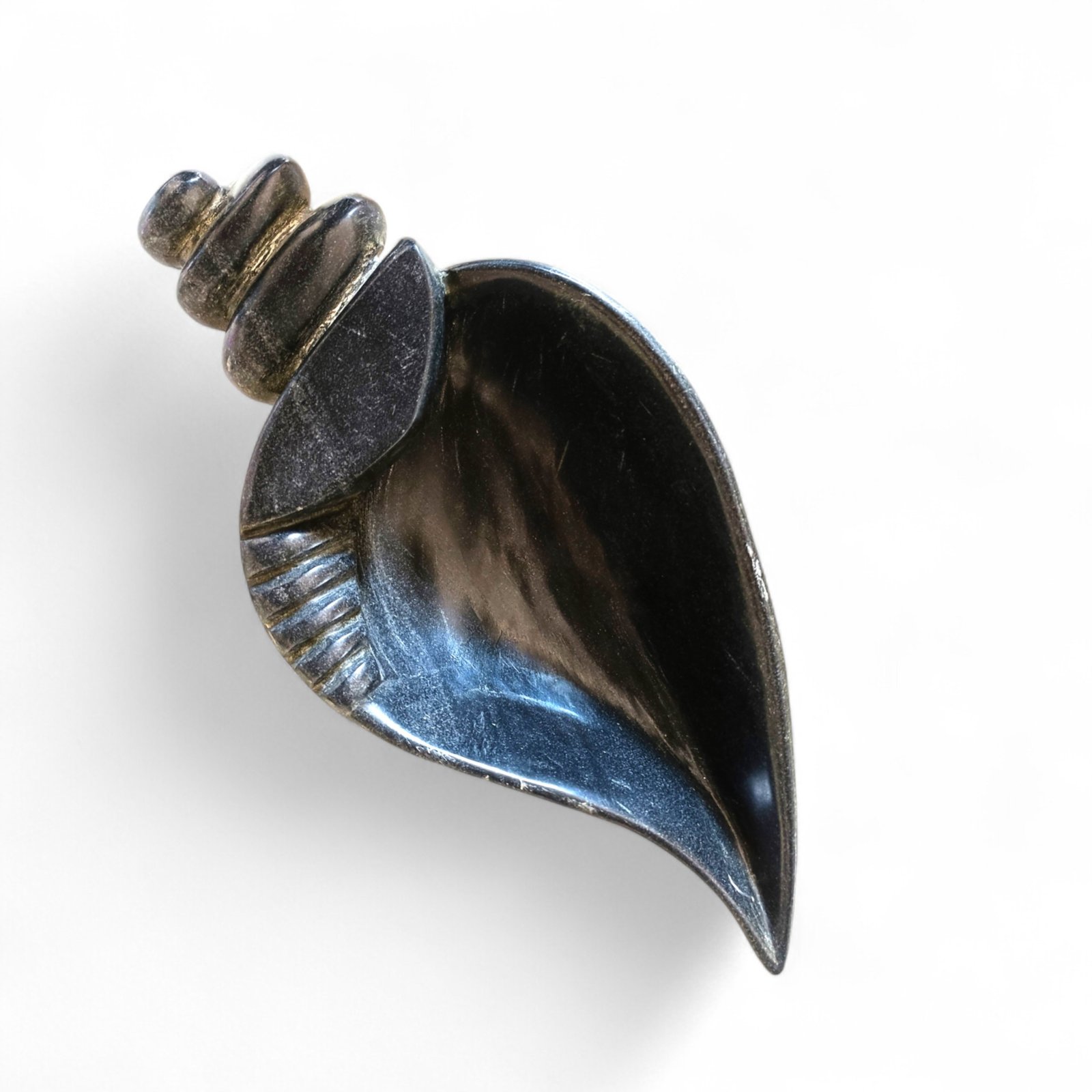 Hand-Carved Grey-Black Marble Shell Bowl - 12 Inch - Image 2