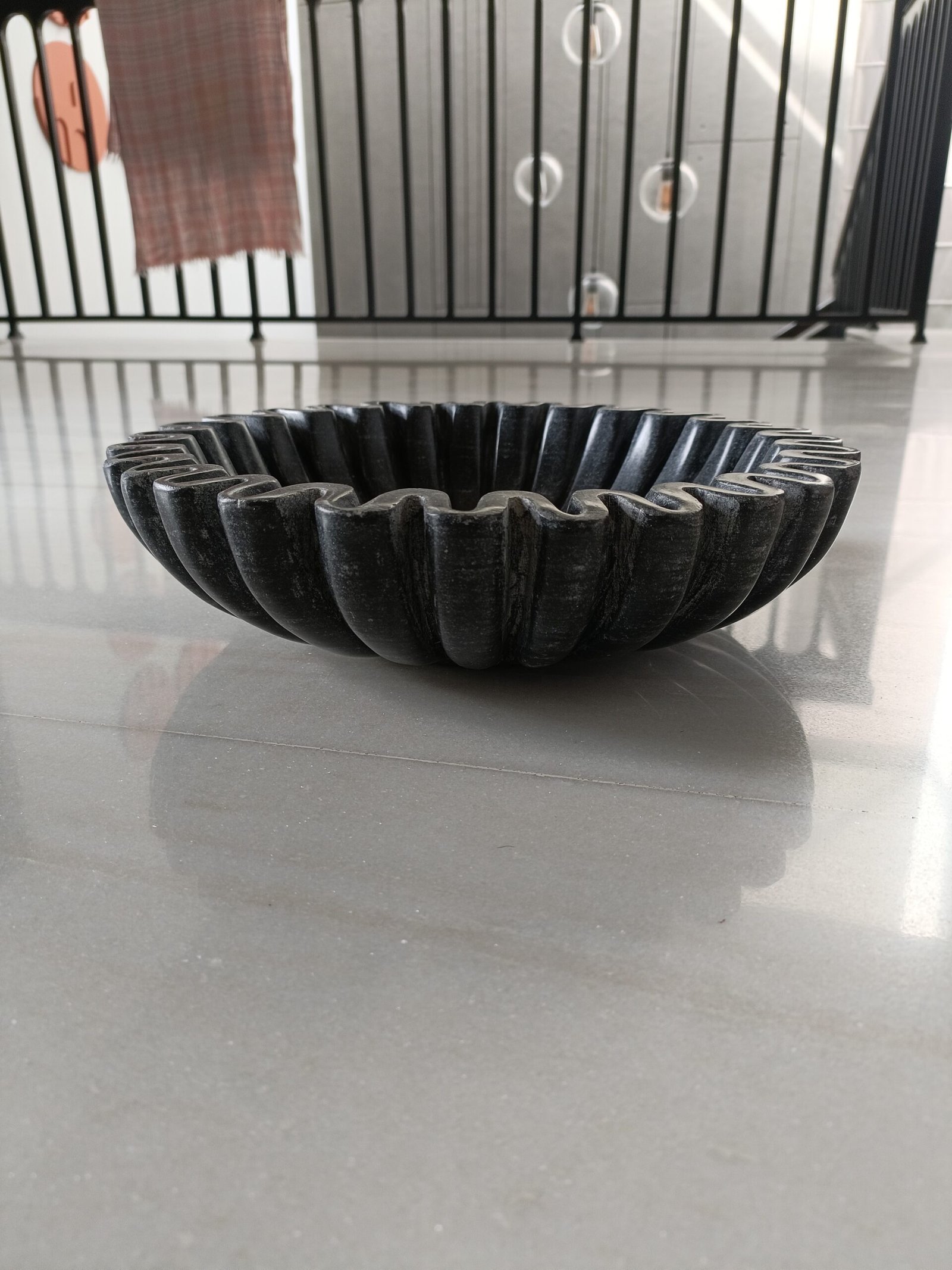 Charcoal Grey Ribbed Marble Wavy Ruffle Bowl - 9 Inch - Image 3