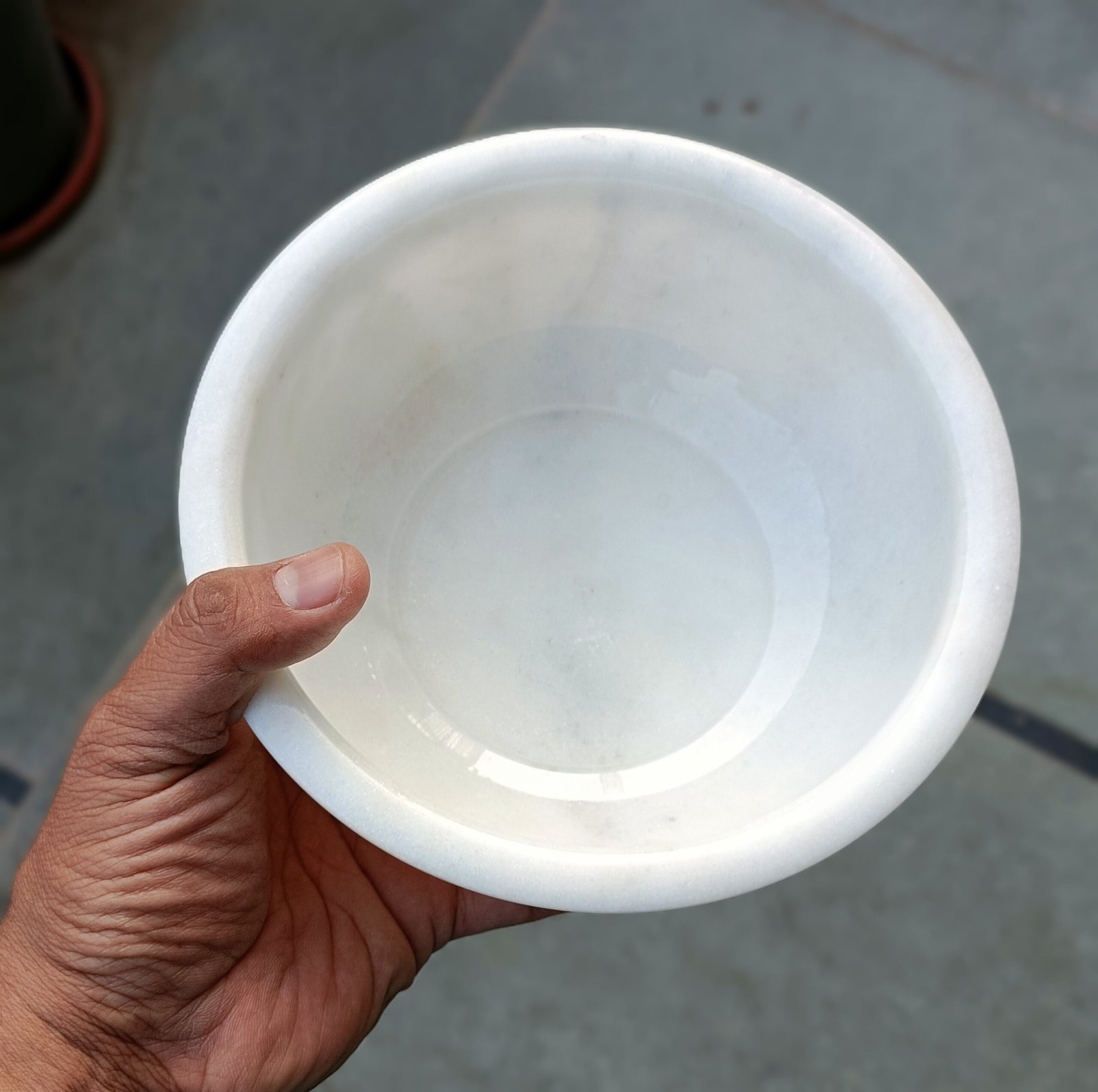 White Polished Minimalist Marble Fruit Bowl - 7 Inch