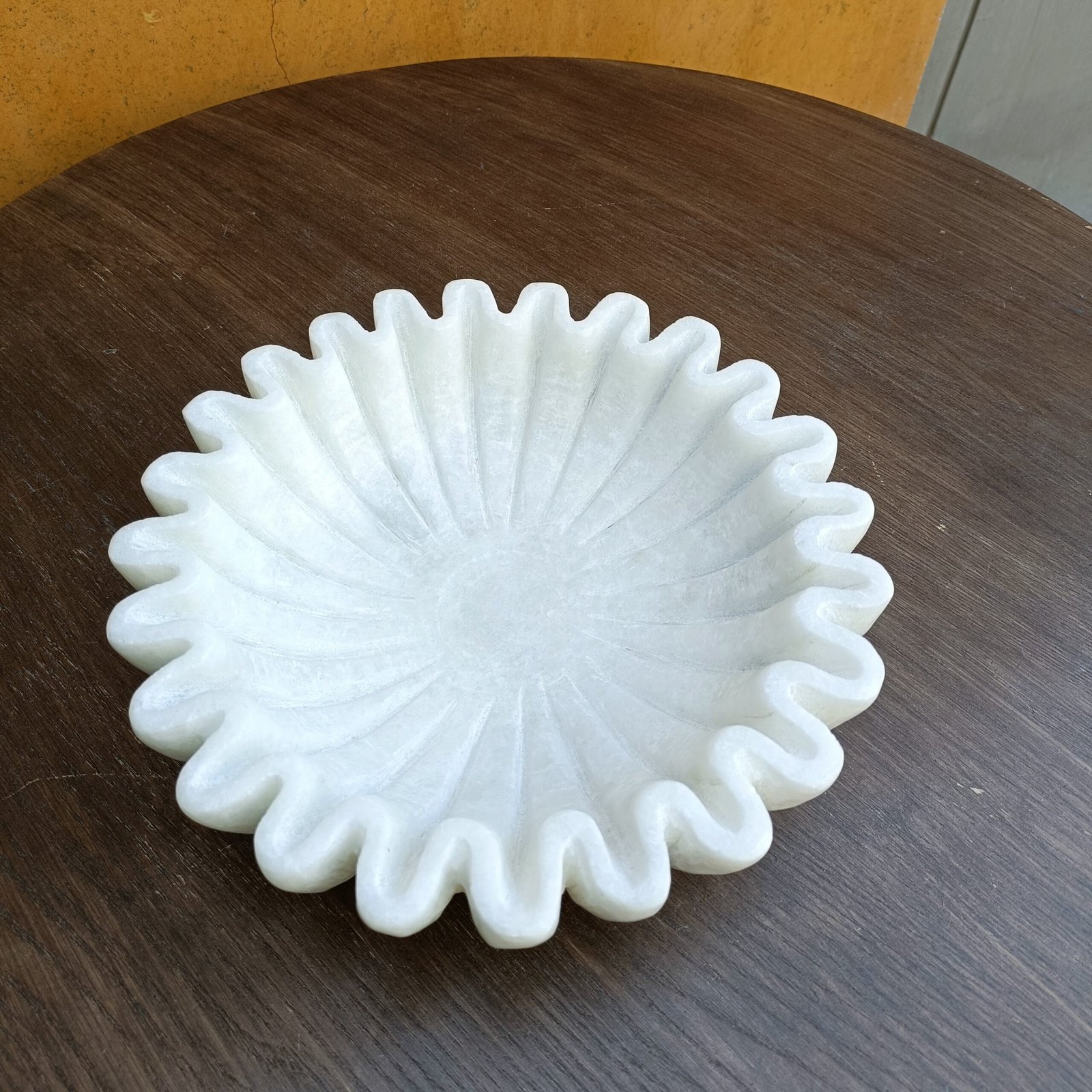 White Radial Sunburst Marble Ruffle Fruit Bowl - 12 Inch - Image 3