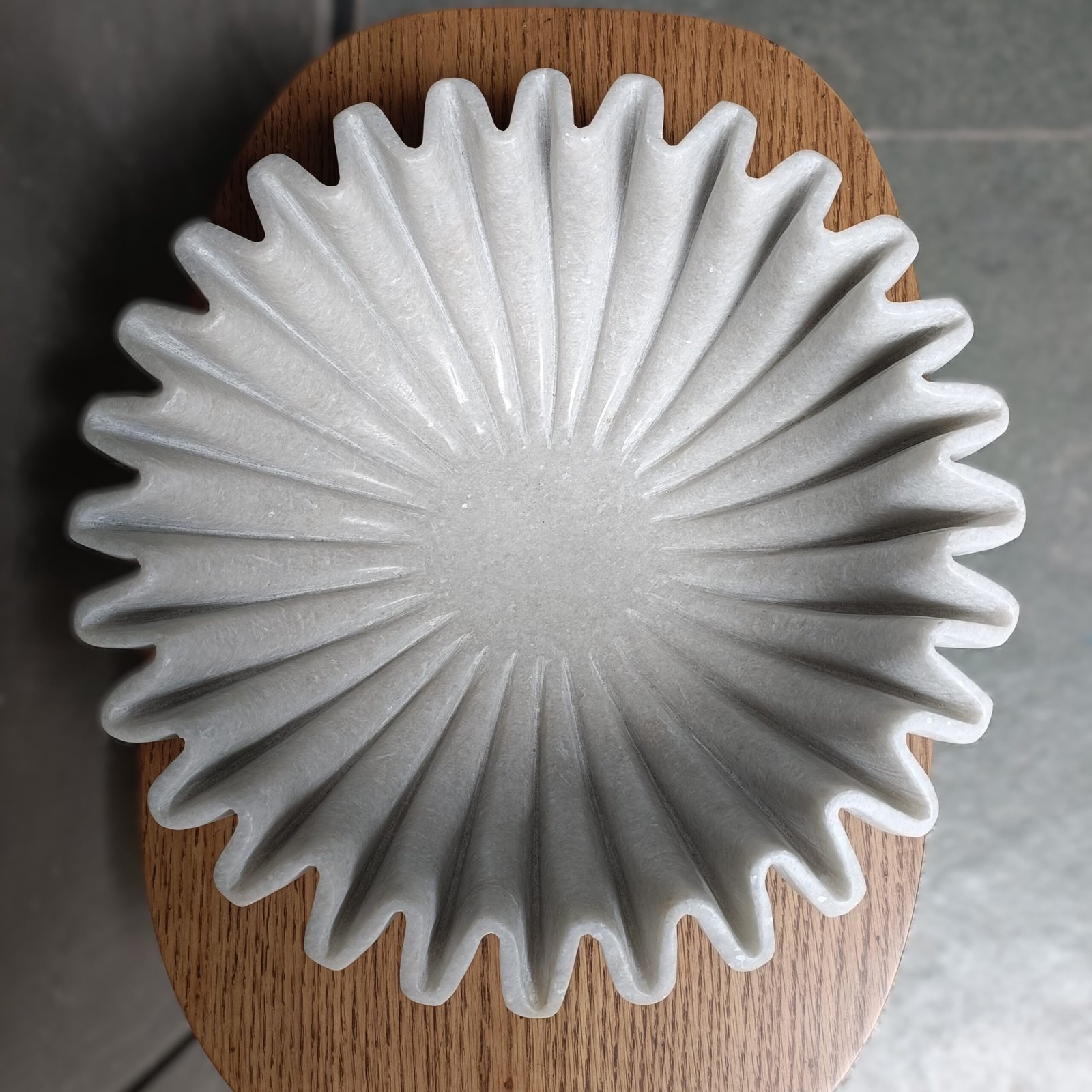 12 Inch White Marble Ruffle Wave Bowl – Decorative Fruit Bowl - Image 2