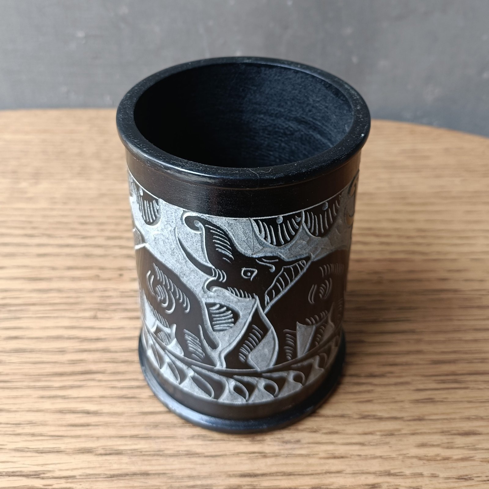 Hand Carved Black Marble Candle Stand – 3×4 Inch - Image 5