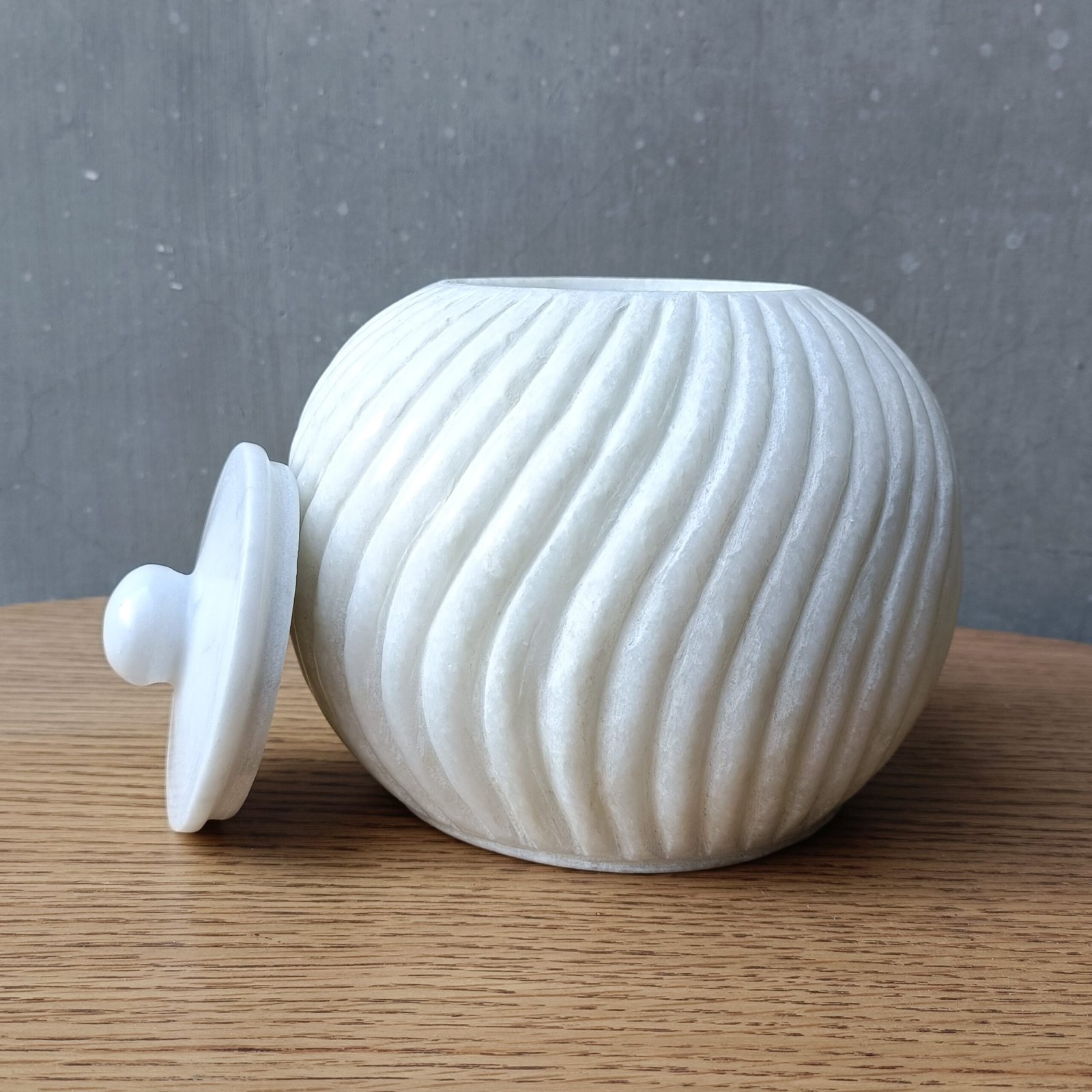 White Swirl Ribbed Marble Decorative Ginger Jar with Lid - Image 5