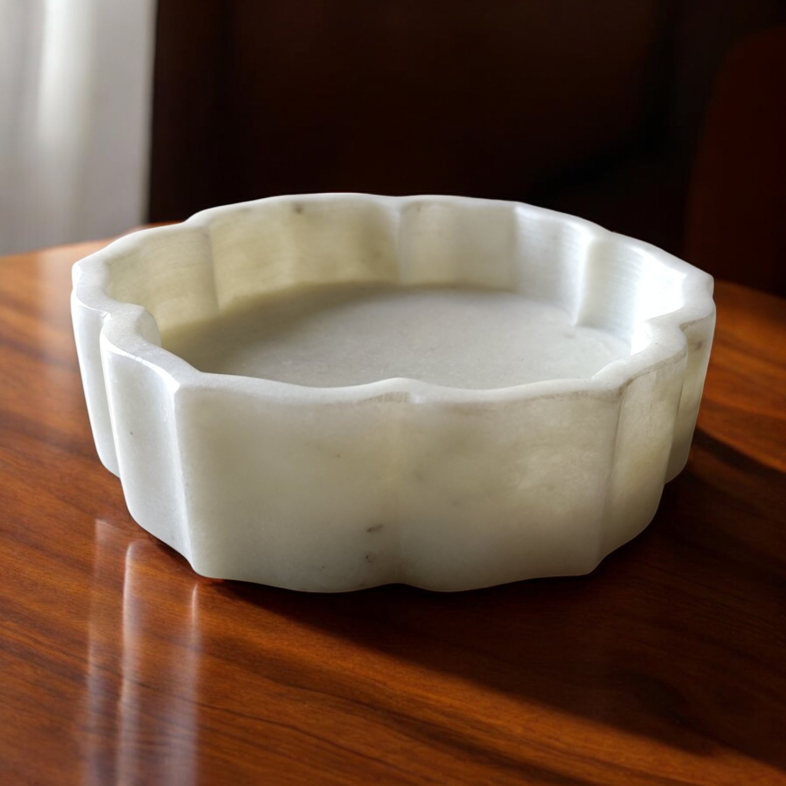 Snow White Petal-Notched Marble Floral Bowl - 6 Inch - Image 3