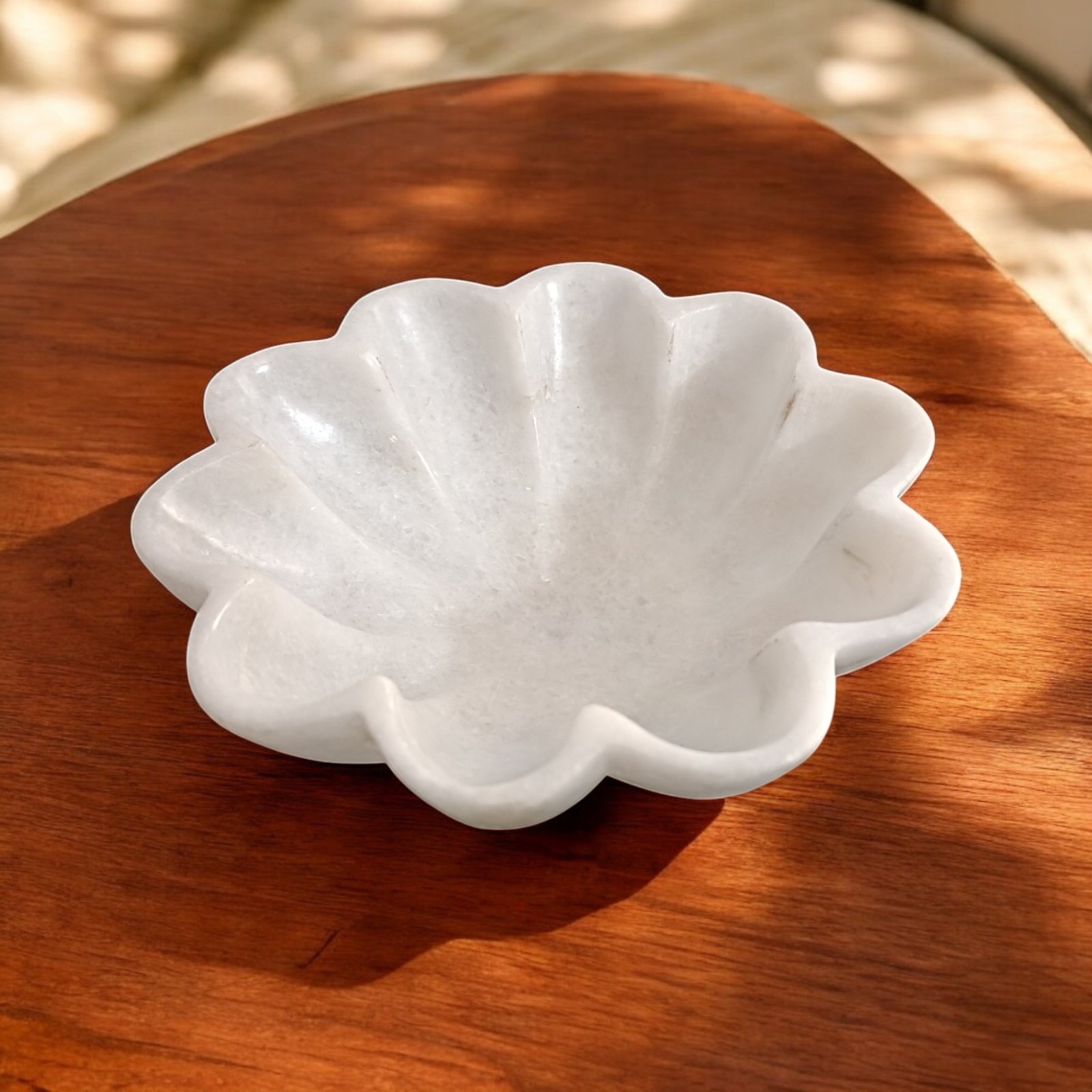 Snow White Petal-Edge Marble Floral Bowl - 6 Inch - Image 3