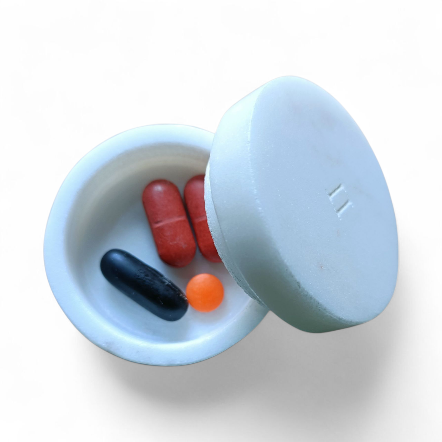 LIFELINE Marble Pill Organizer – 7 Day Off-White Luxury Box - Image 4