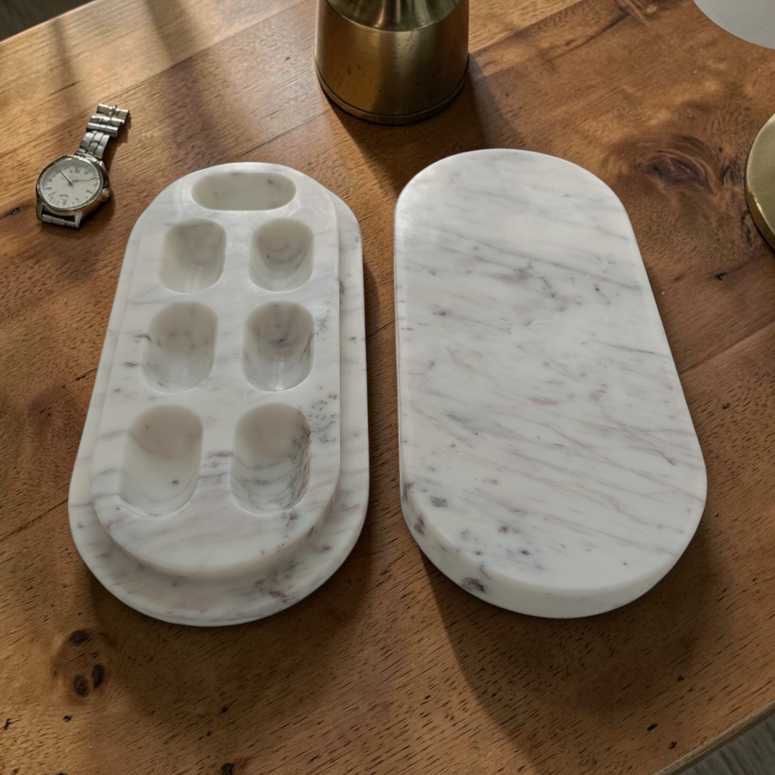 CAPSULE Marble Pill Box - Off White Marble with Purple Veining Pill Box Seven Day Pill Organizer - Image 3