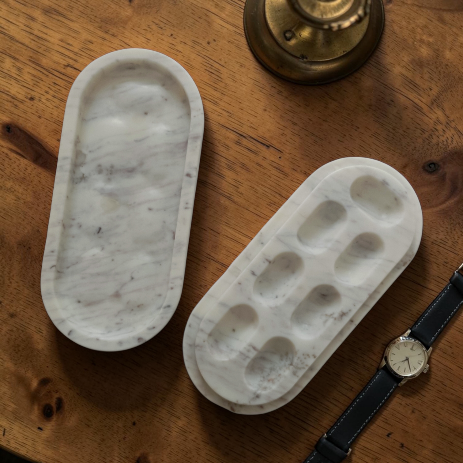 CAPSULE Marble Pill Box - Off White Marble with Purple Veining Pill Box Seven Day Pill Organizer - Image 4